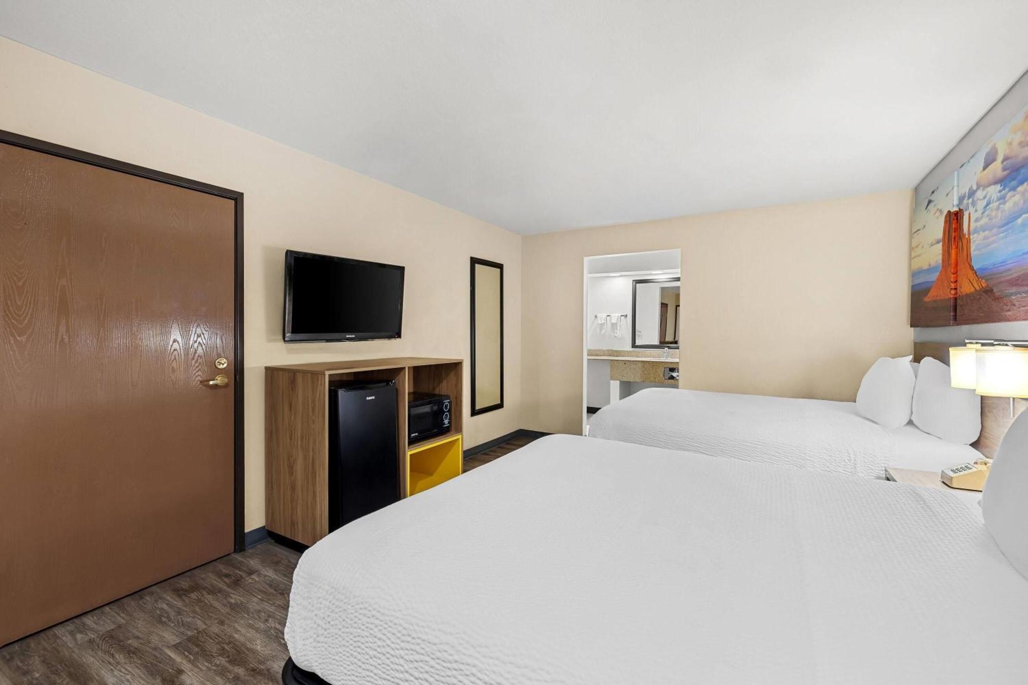 Days Inn By Wyndham Tucson Airport Экстерьер фото