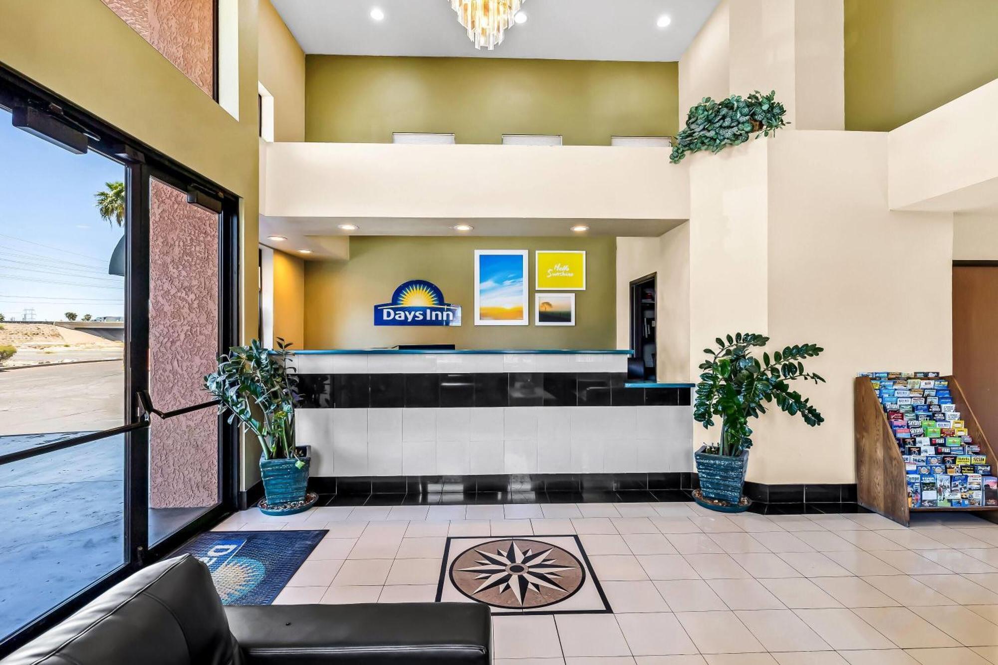 Days Inn By Wyndham Tucson Airport Экстерьер фото